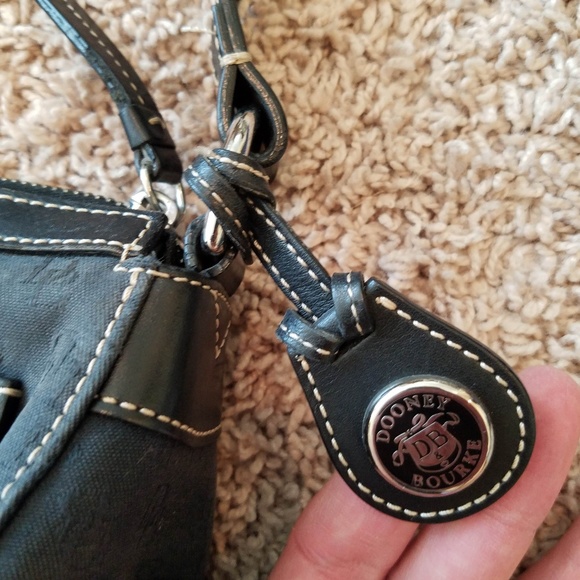 Dooney & Bourke handbag - Picture 7 of 11